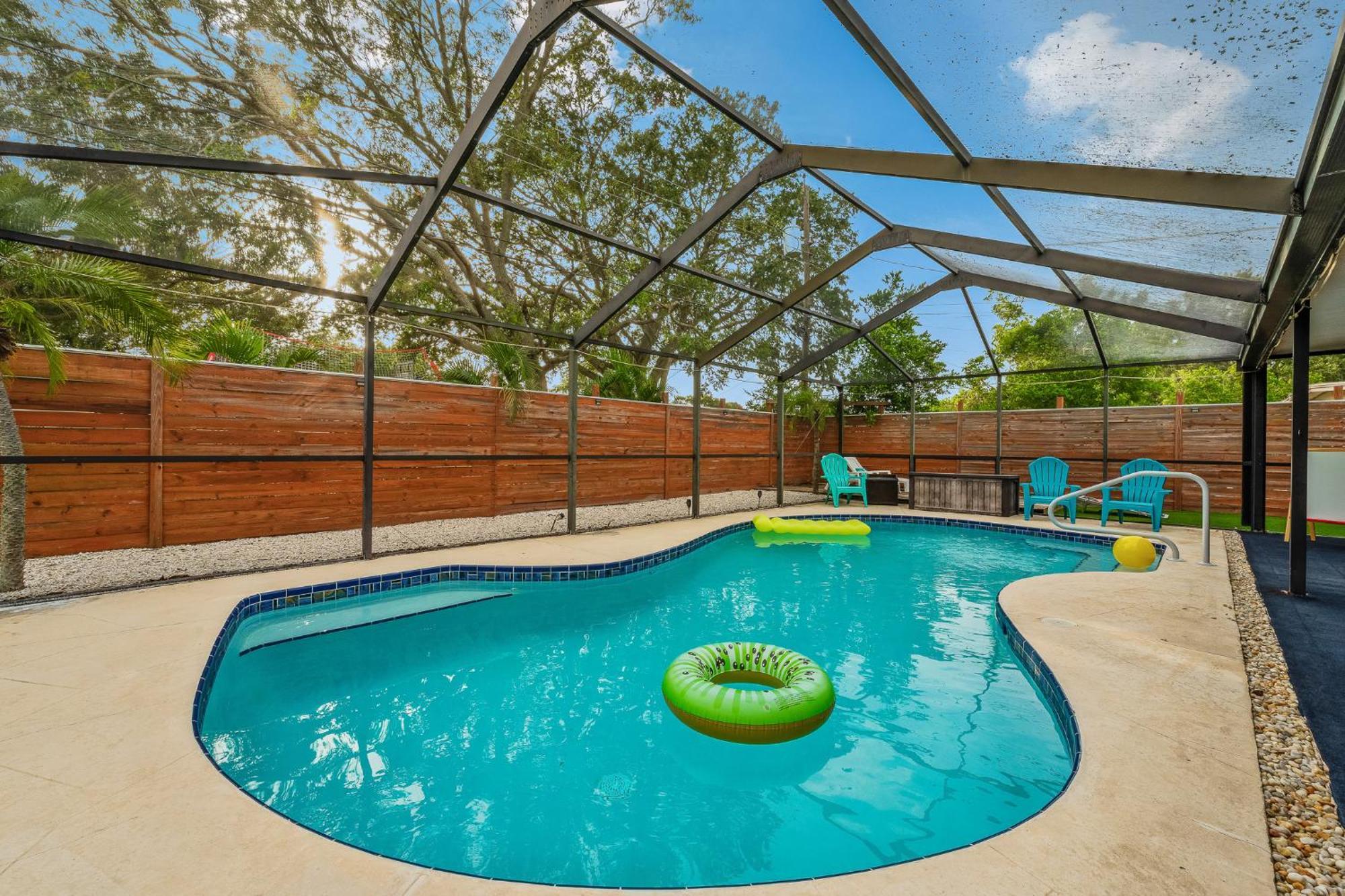 Tropical Oasis Fl *